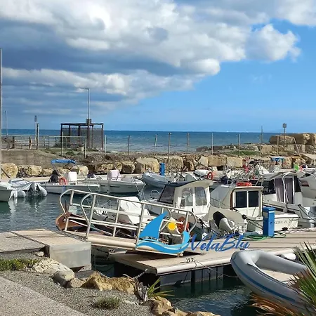 Casa Giulia Il Mare Cristallino A 2 Passi Apartamento